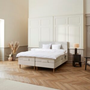 Krone - Luksus | Elevation (Sand) 180x210 cm.