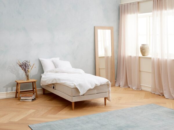 Majestæt - Kølende | Elevation (Sand) 80x200 cm.