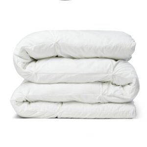 Dyne 140x220 cm - Hybriddyne 5,5 kg vægtdyne med glasperler - Helårsdyne med ekstra vægt - Lun kugledyne fra Nordstrand Home